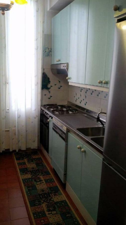 Lorenzo Apartment Леванто Екстер'єр фото