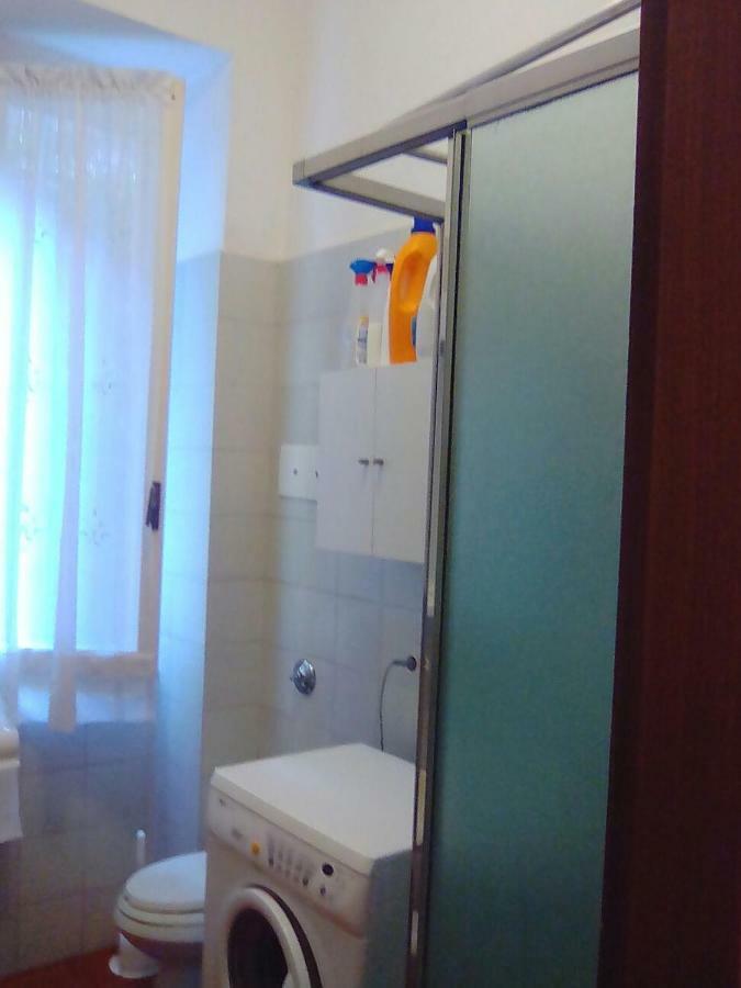 Lorenzo Apartment Леванто Екстер'єр фото