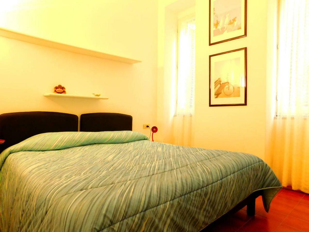 Lorenzo Apartment Леванто Екстер'єр фото