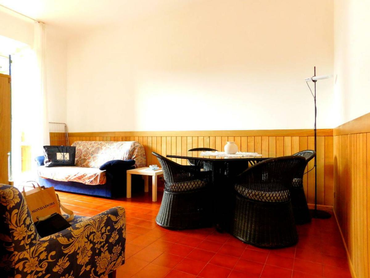 Lorenzo Apartment Леванто Екстер'єр фото